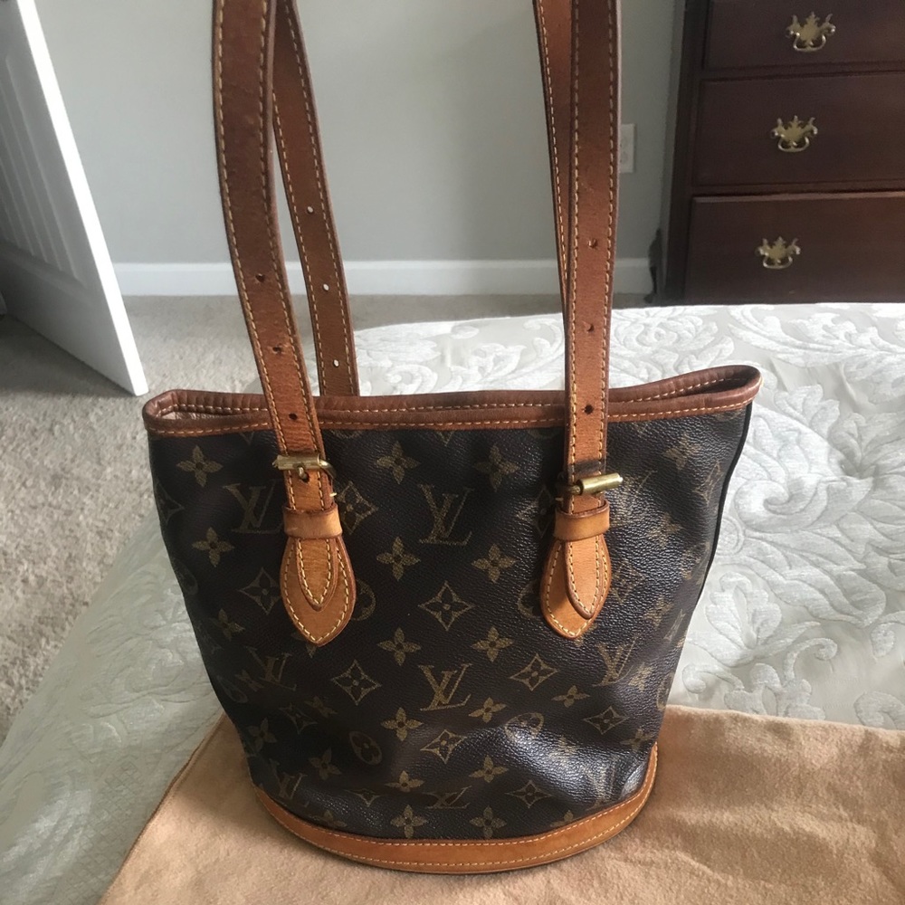 Authentic vintage Louis Vuitton bucket bag